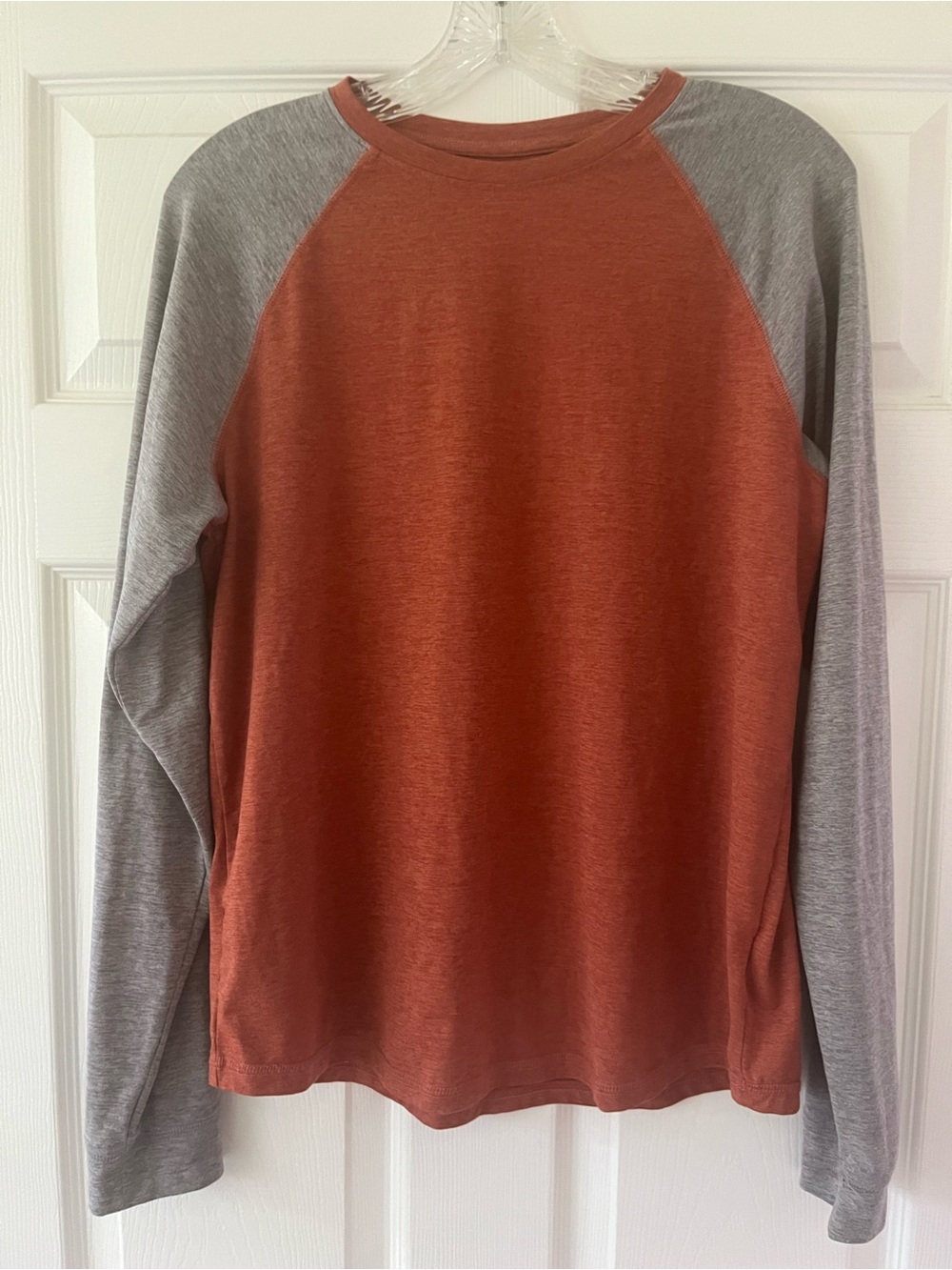 Long Sleeve Raglan Tee in Rust and Light Gray - Kids